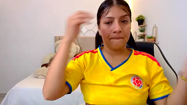 zara_cute webcam