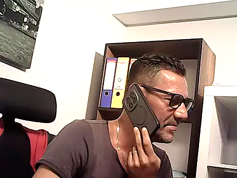 mastercharisma35 webcam