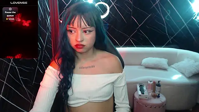 _ceeleste_cute_ live cam on StripChat