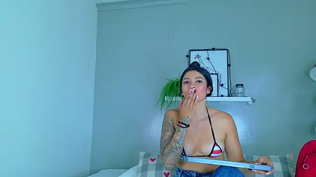 LexaDominant__ webcam