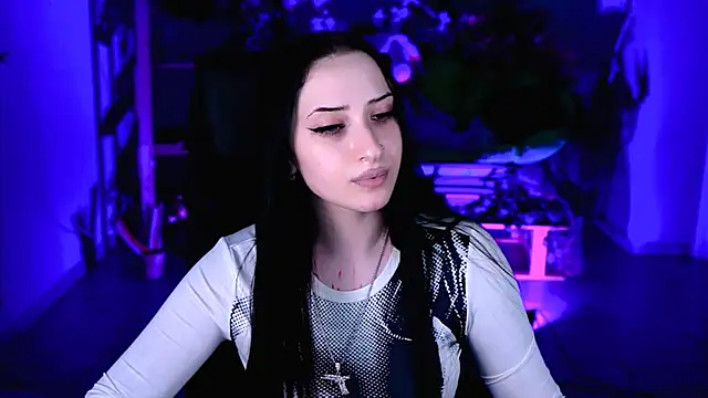 MonicaLowes webcam