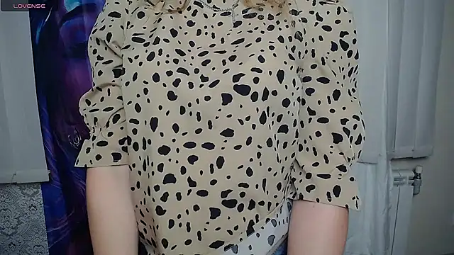 AmandaDimond_ live cam on StripChat