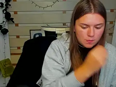 Josephine_Kiss webcam