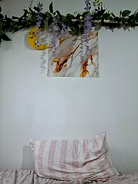 Nika_aa webcam