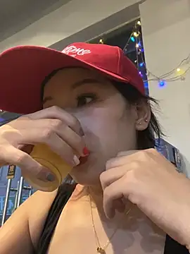 milkwine webcam