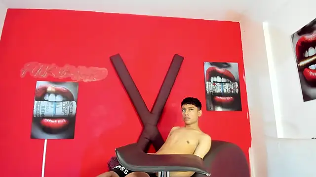 KING_LOVERS1 webcam