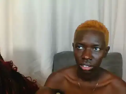 Goldy_petite webcam