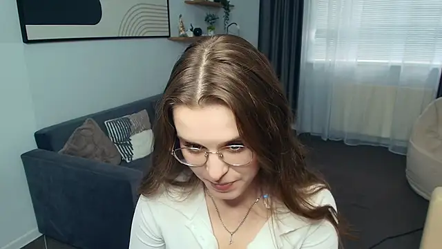 ArianaLeos webcam