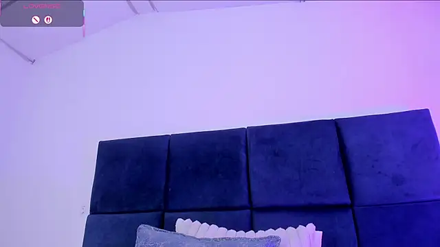 april_jones05 webcam
