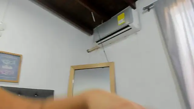 Emily_Behlle webcam