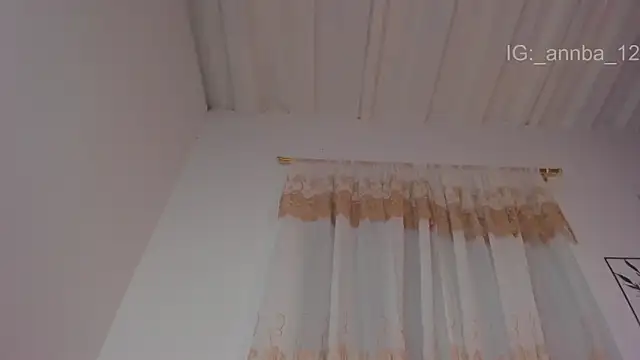 annie_barozzi webcam
