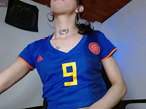 Scarlett_crastrawberry webcam