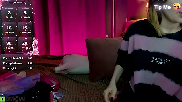 Lesi_Moonie01 webcam