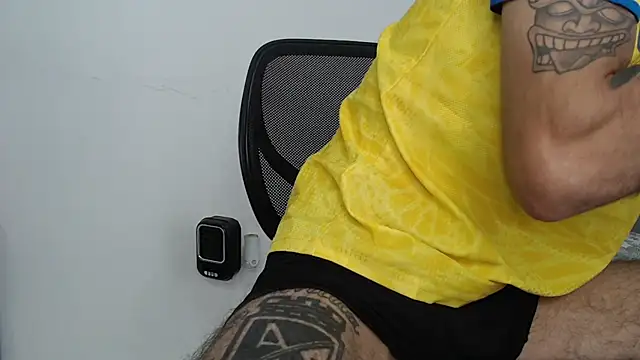 bigdick_monster1 webcam