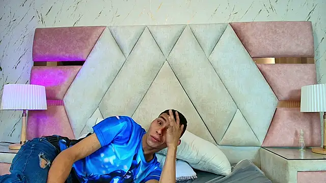 Zoelucas webcam