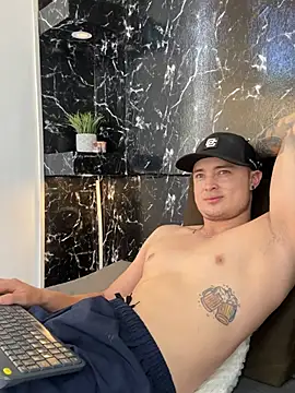 Alexander_ferre webcam