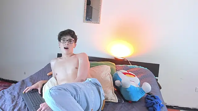 matti_deluca live cam on StripChat