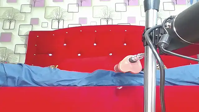 YESSYFOXX webcam