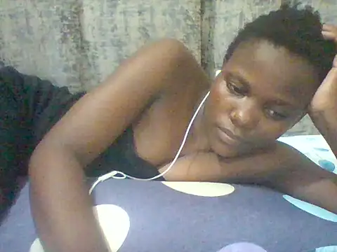 tina_2030 webcam