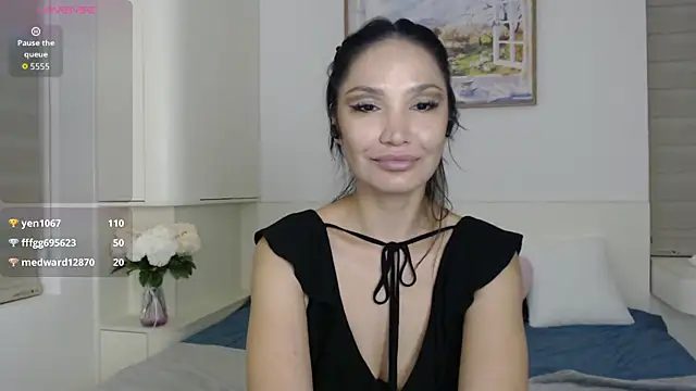 Ohmy_Linda webcam