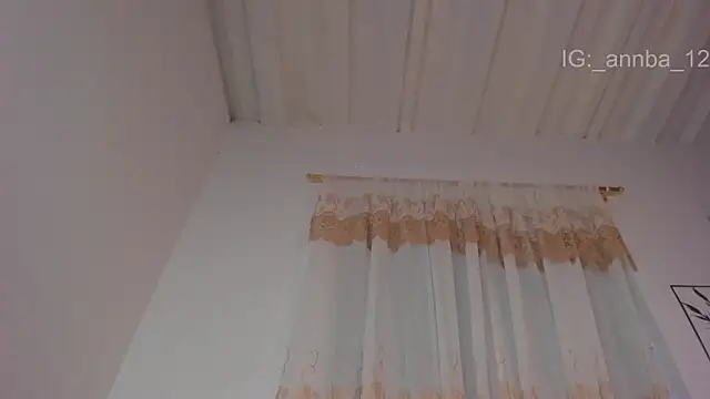 annie_barozzi webcam