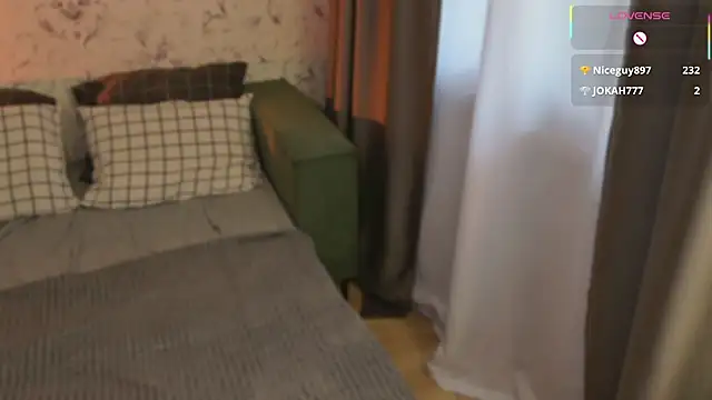 LadyDiLancaster webcam