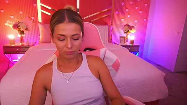 DoveLovee live cam on StripChat