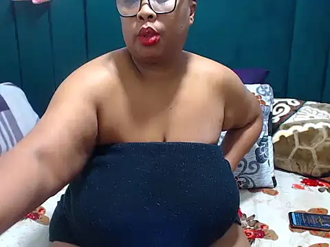BUSTYTUMIXX23 webcam
