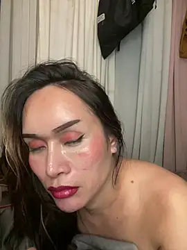 RomanticPearlTS webcam