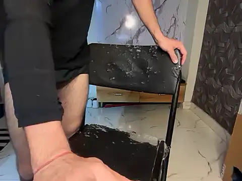 YOUR_DADDY29 webcam