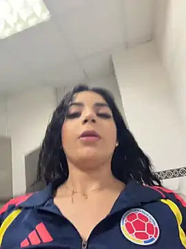 ArieliciousXXX webcam