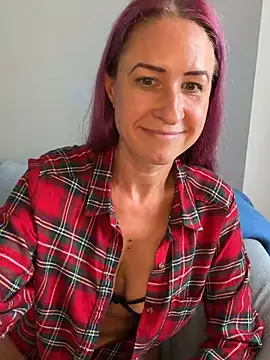 GermanMilfJasmin webcam
