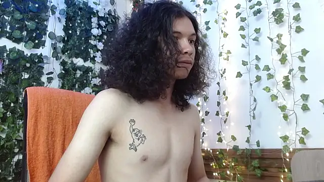 Frankie_Lm webcam