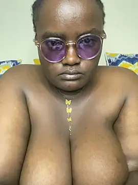 Bustyy_Bitch webcam