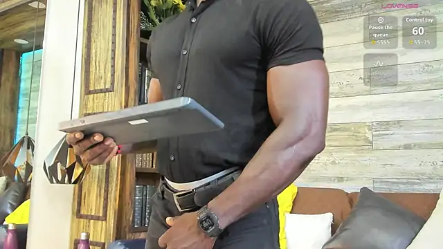 marcusblack_ (Ask my age) - Start Masturbation 🔥