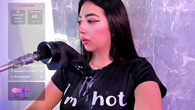 cherry_skinnyy_ webcam