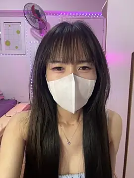 Lov3lily webcam