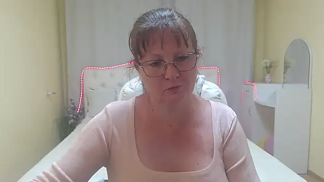 VanessaHotts webcam