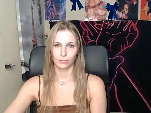 StrangerGi webcam