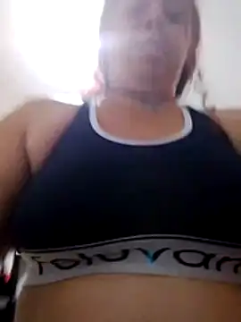 Brunette_sasha webcam