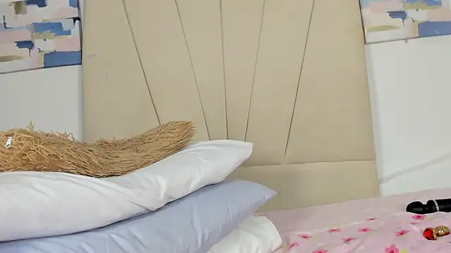Sophia_Ebony webcam