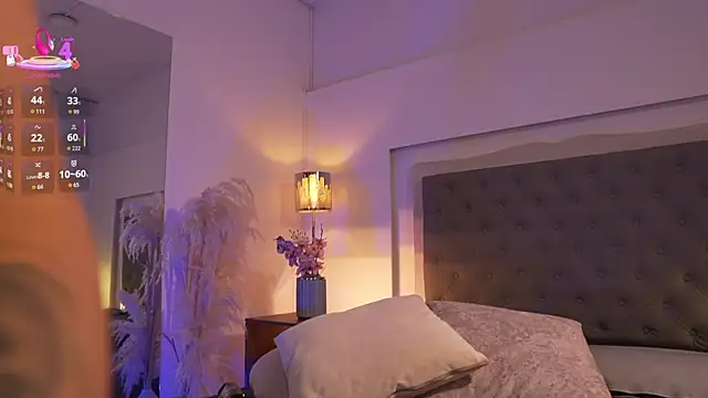caro_sanchezz webcam