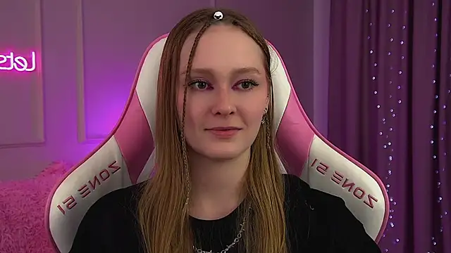 AgataFoxley webcam