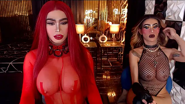 MonstrousCockDiva webcam