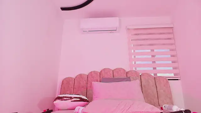 Malaia_thompson_ Live Web Cam Show