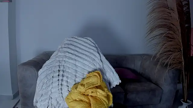 ElissaDominguez webcam