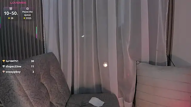 CarolineGraceX webcam