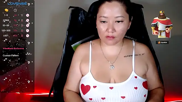 LisaAsianFlower webcam