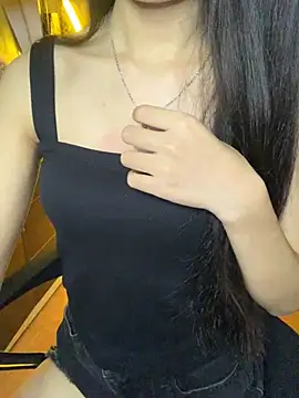 Nhinhi18 webcam