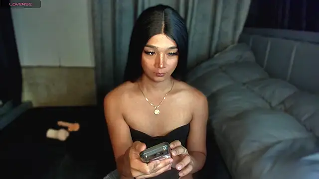 TrinityFucksYou webcam